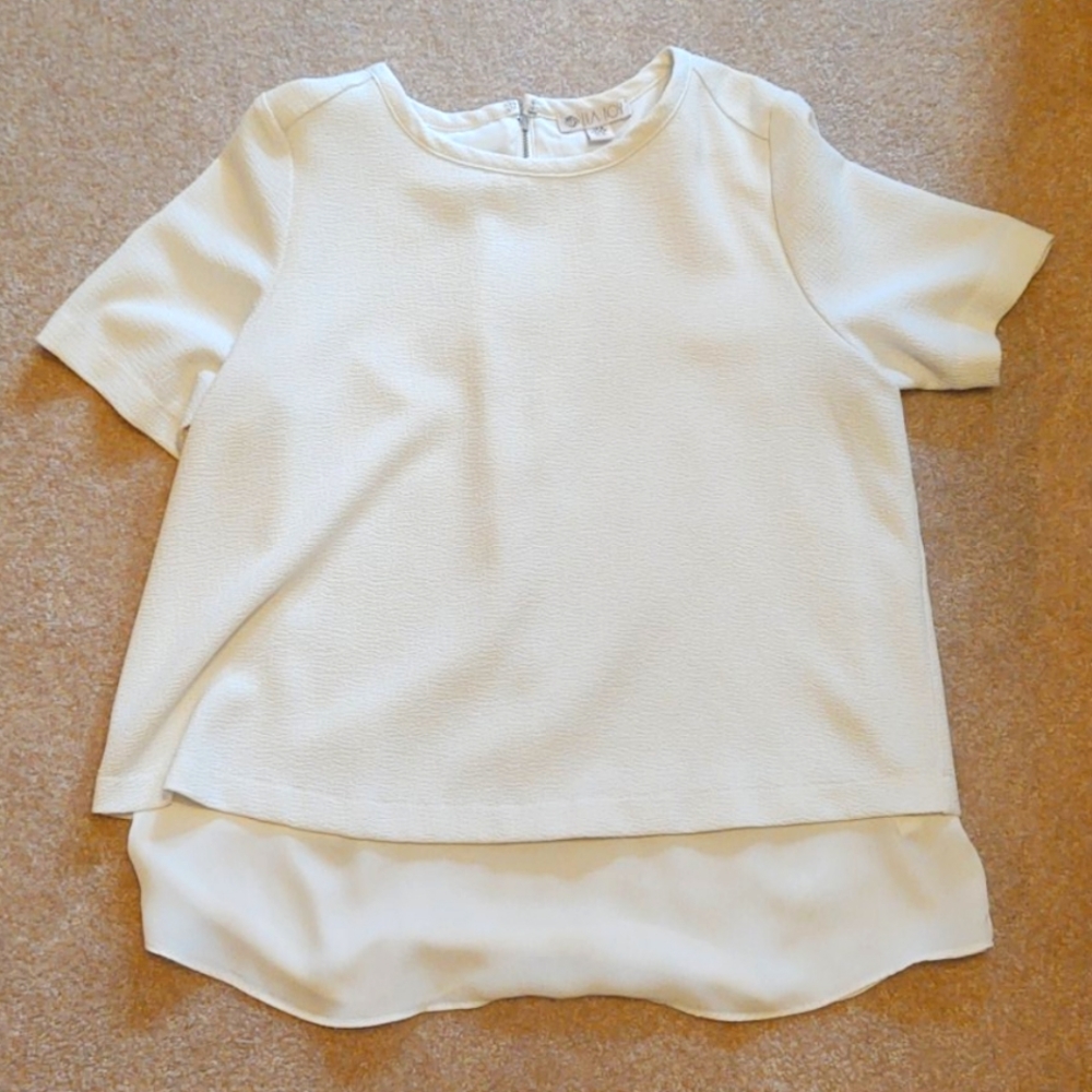 Cream layered top